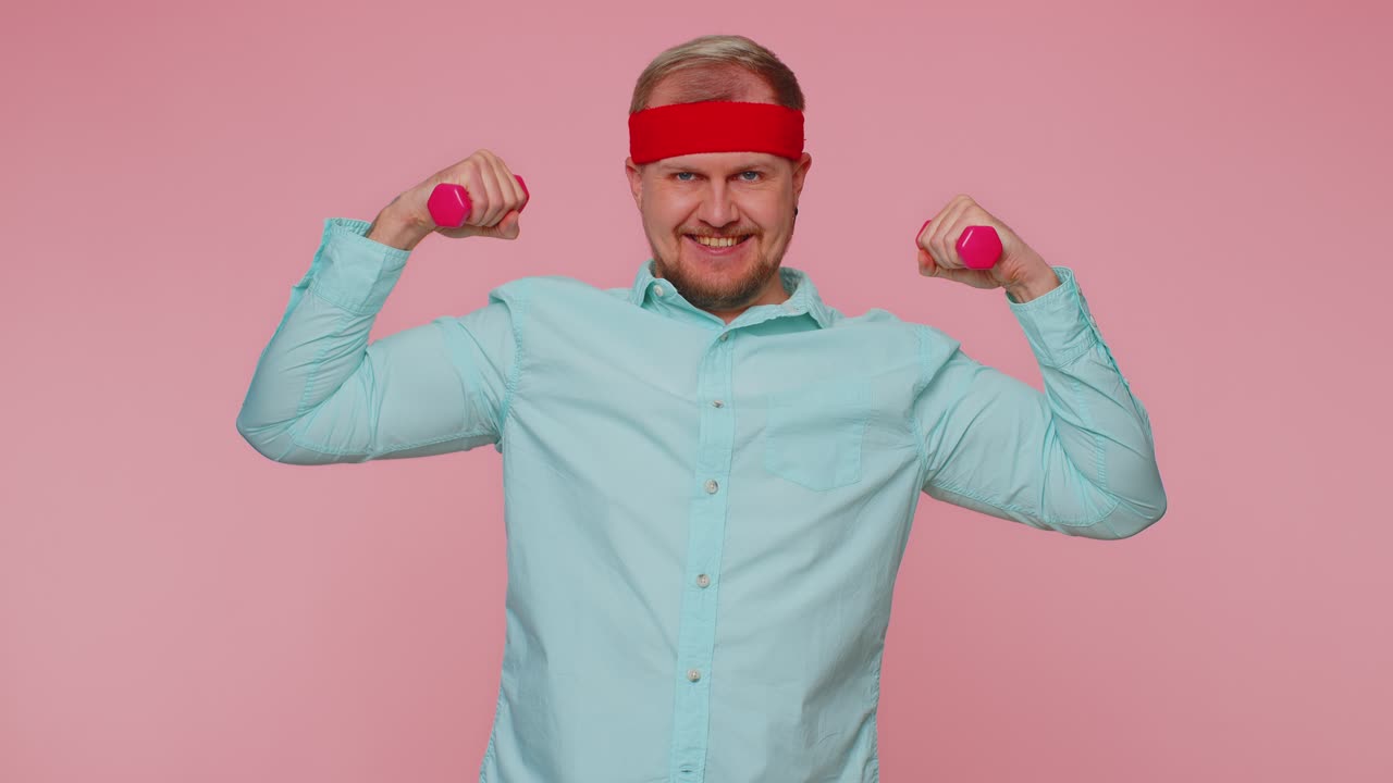 Man making fitness box exercises with dumbbells working out pumping up arm muscles motivation