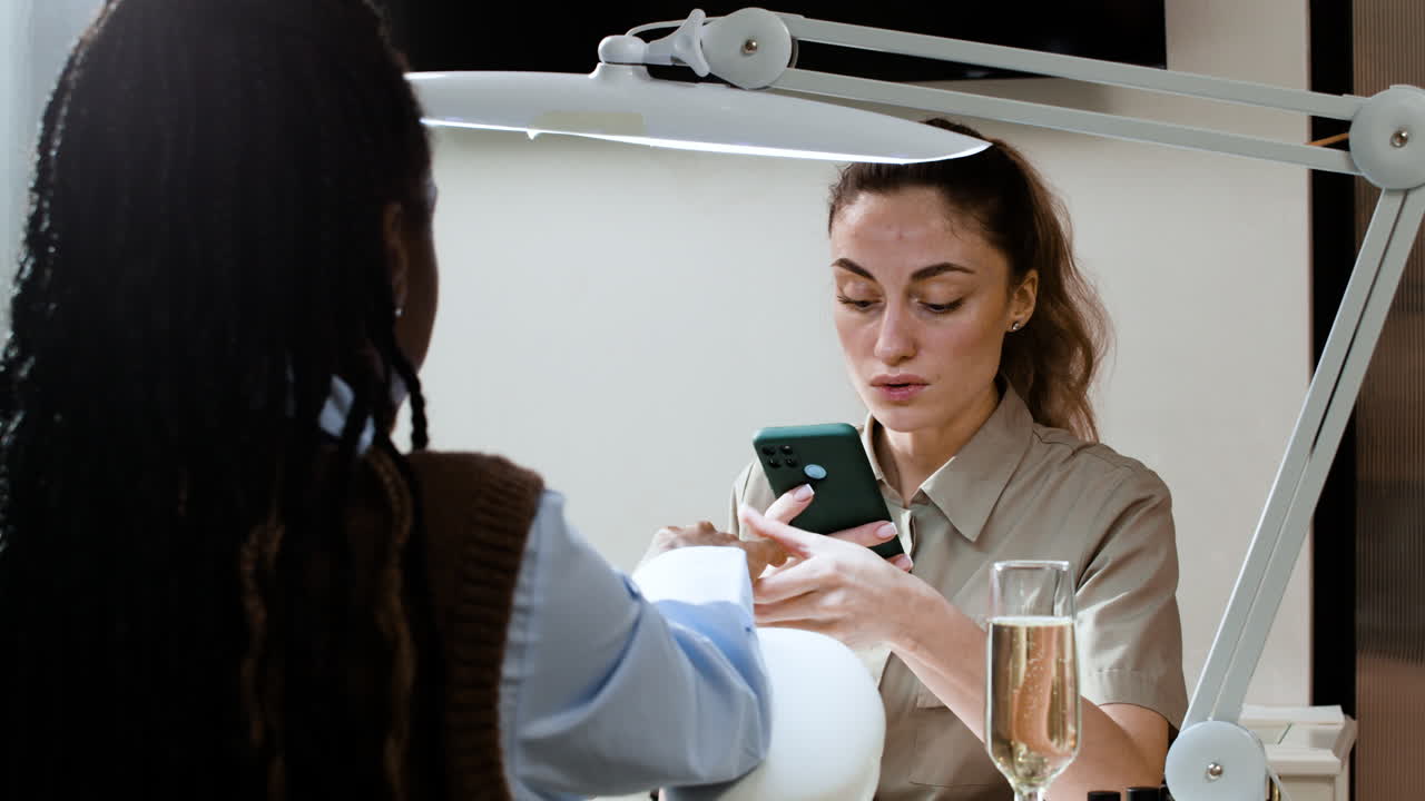 Nail Salon Consultation