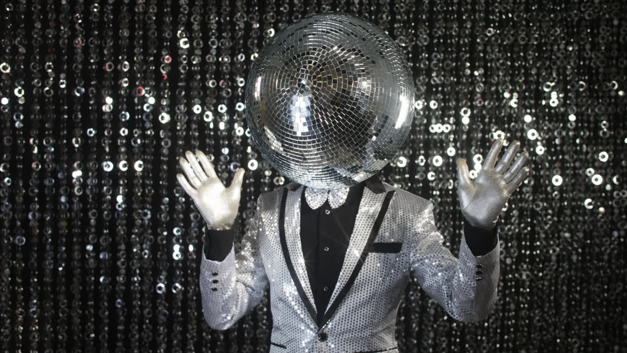 미스터 discoball 4k 02