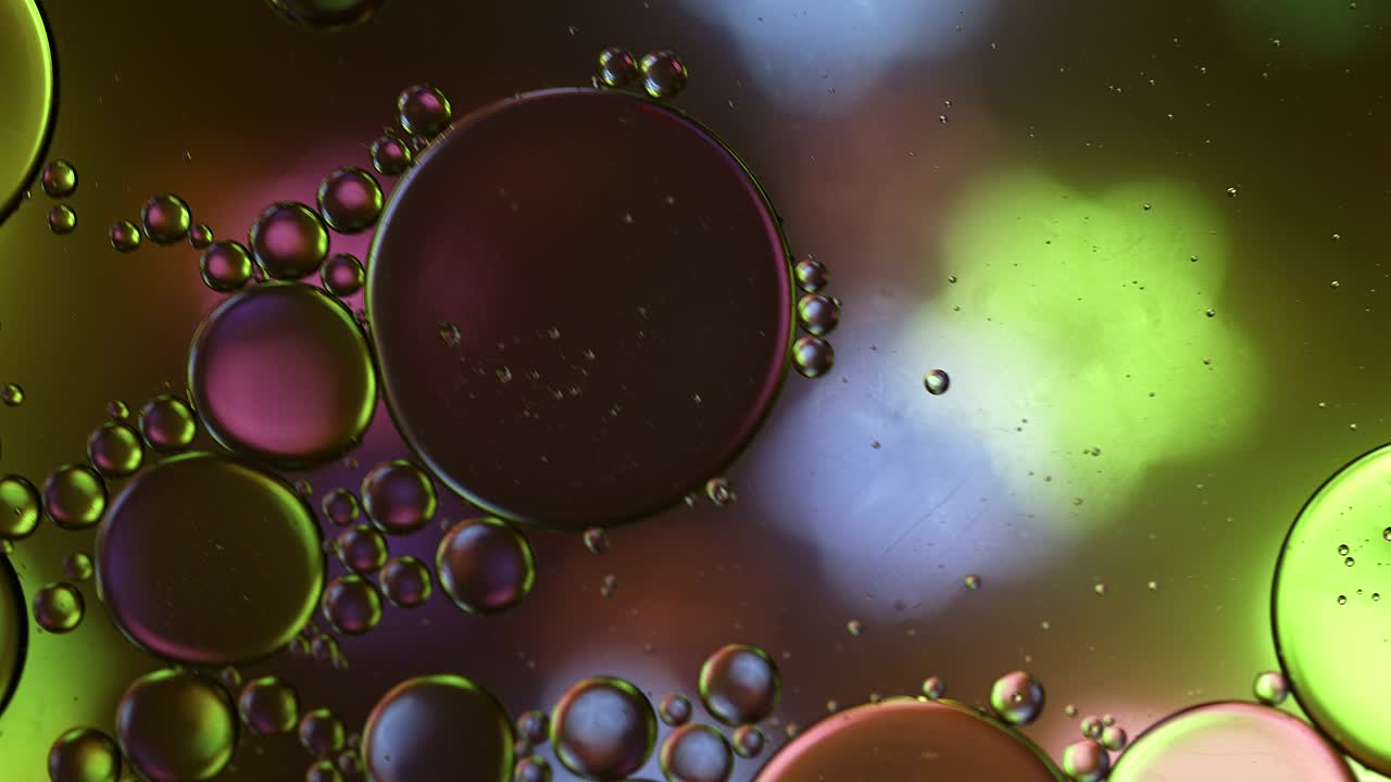 abstract colorido alimentos gotas de aceite burbujas y esferas que fluyen