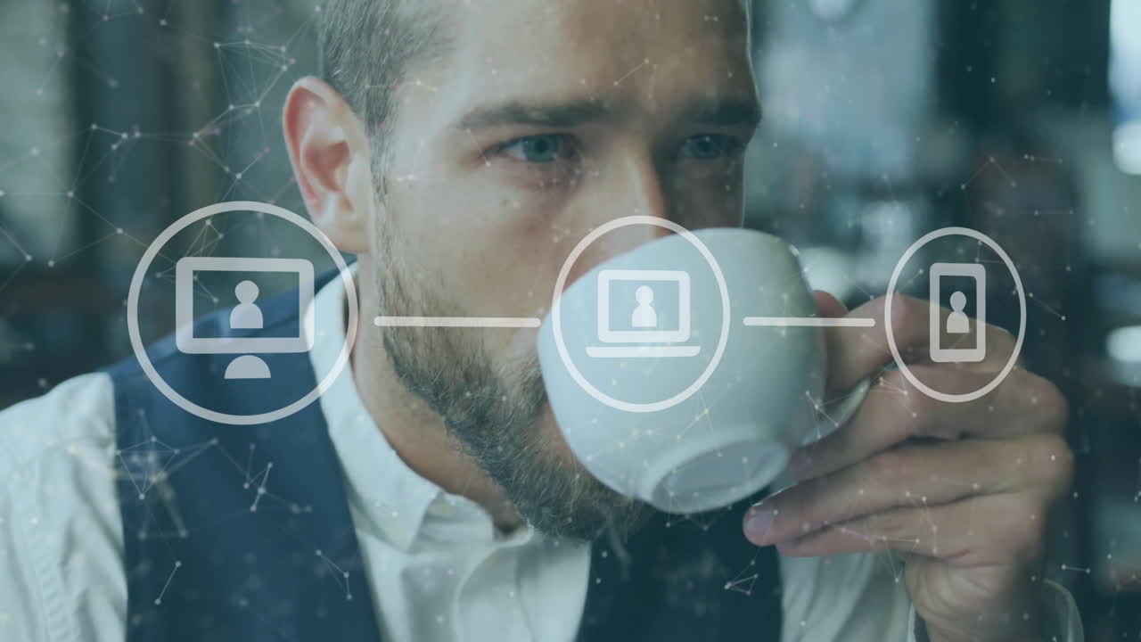 animación de procesamiento de datos financieros sobre empresario caucásico bebiendo café