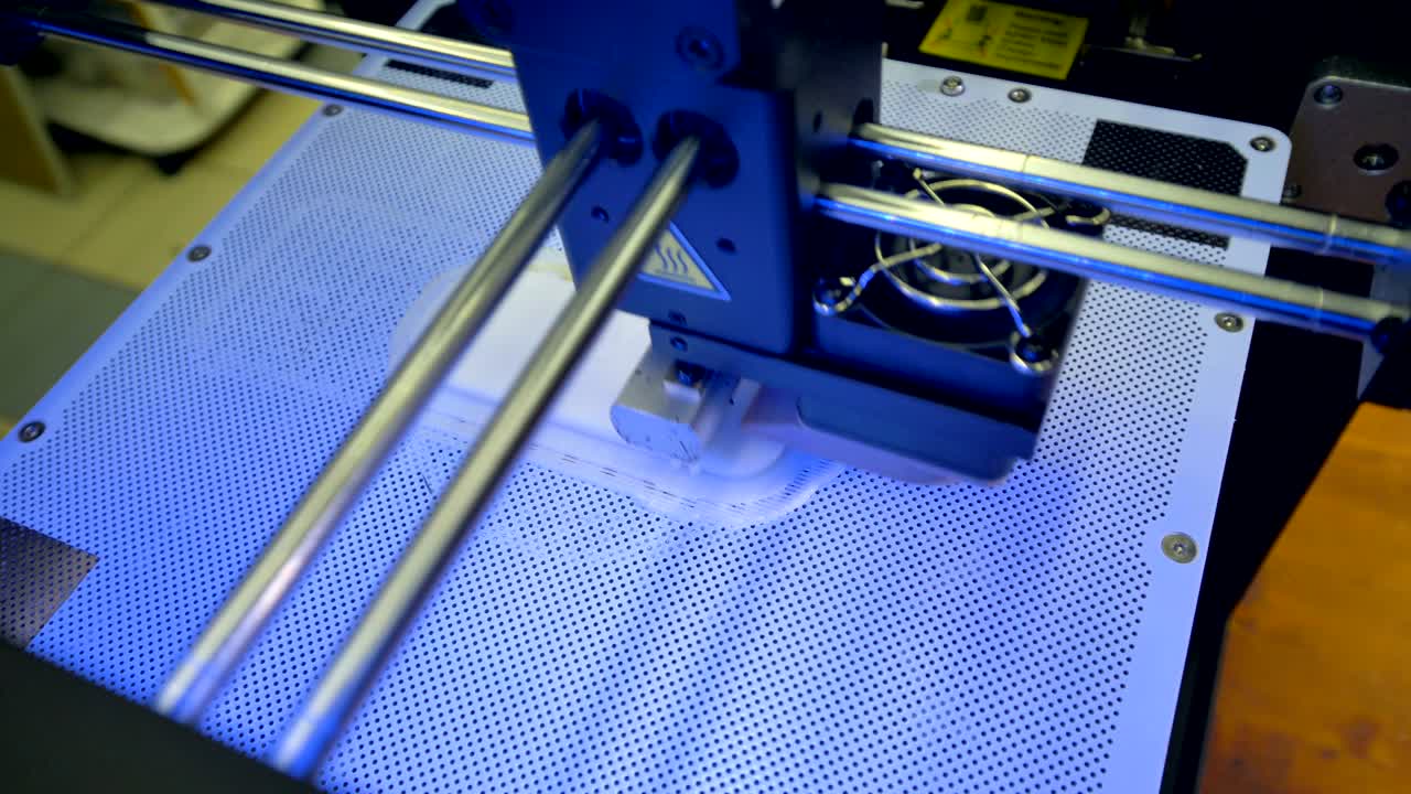 un proceso de impresión 3d rápido desde arriba.