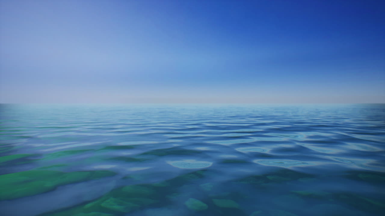 océano tranquilo con cielo azul