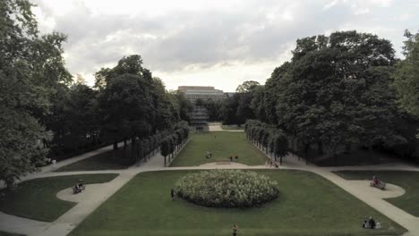 City-park-Cinquantenaire-in-Brussels