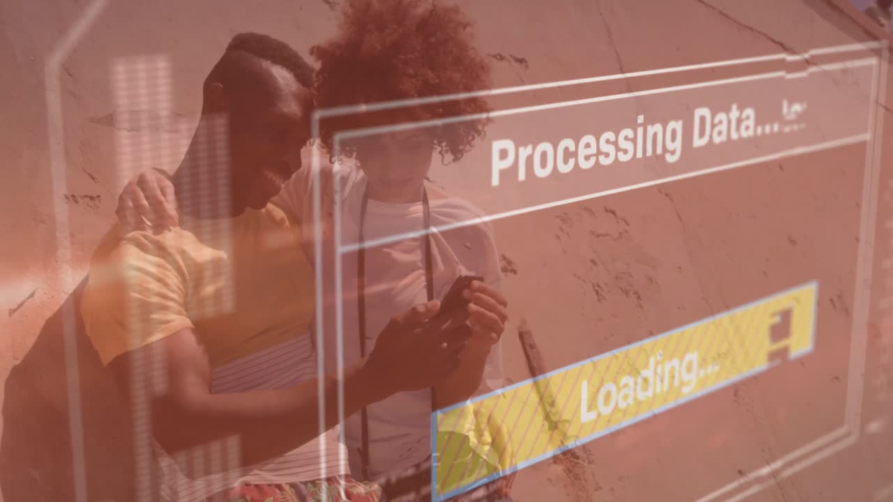 스마트폰을 사용하는 남자와 여자의 화면에서 데이터 처리의 애니메이션