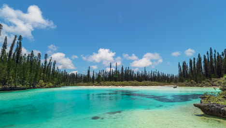 timelapse of natural pool of oro bay, isle of pines