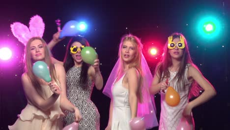 fun party with friends