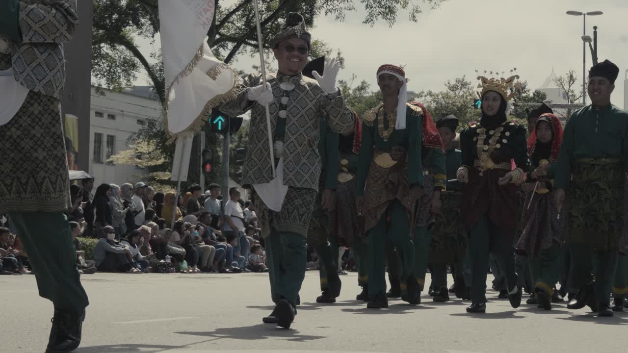 Celeberation Of Sarawak Governor Birthday ,12 october 2024,was held at kuching with so many goverment agencies take part in the parade and also sarawak culture tribe with they traditional costume.