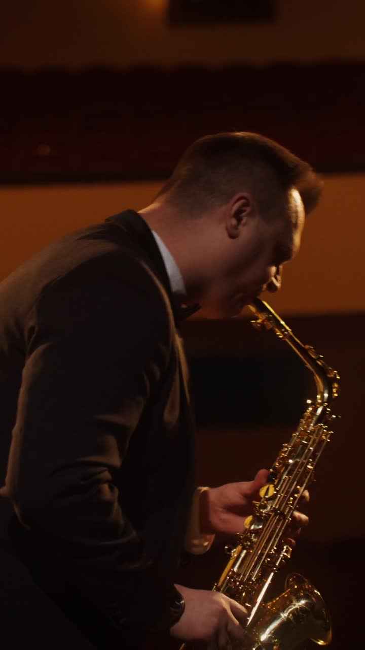Esibizione di Sassofono Jazz e Pianoforte