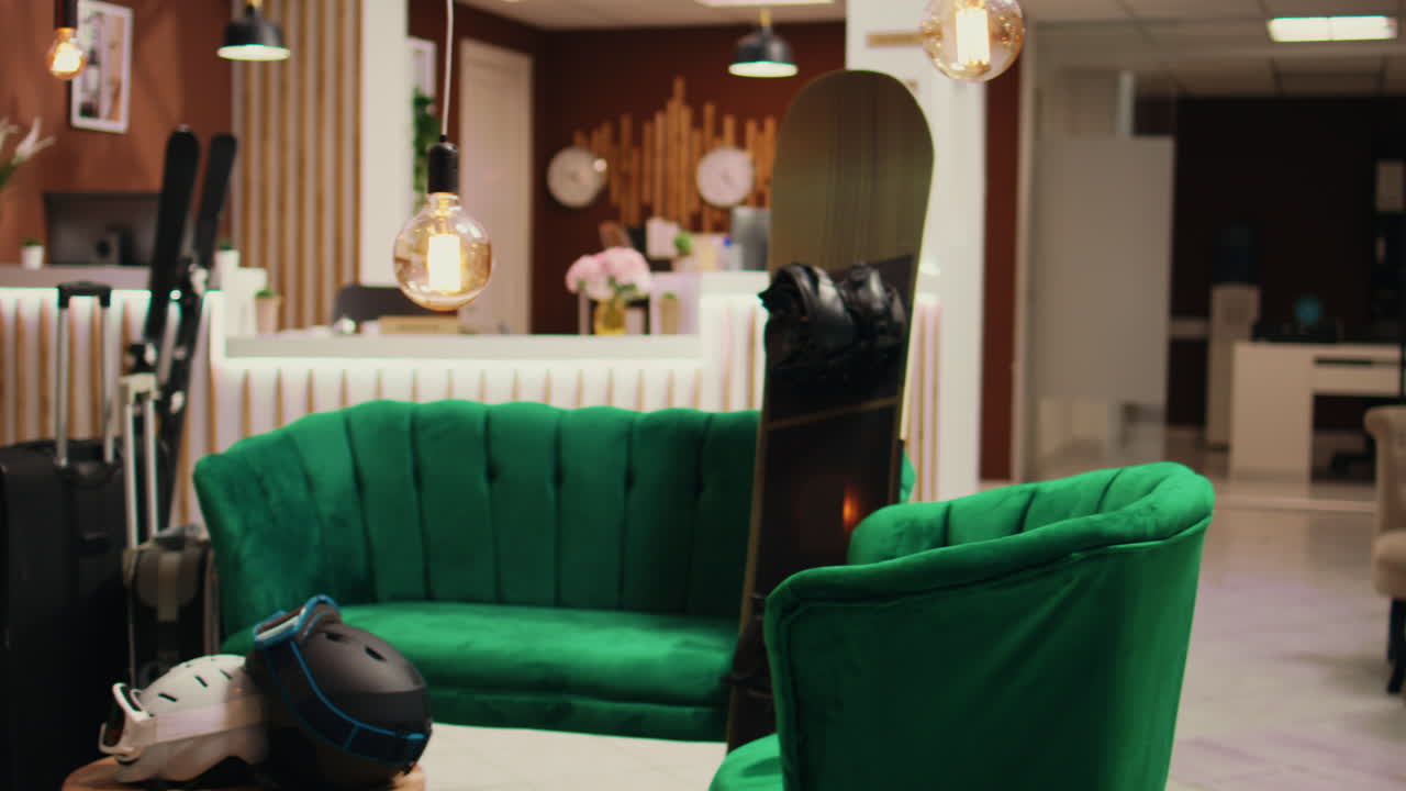 пустой горнолыжный курорт, используемый для зимних видов спорта