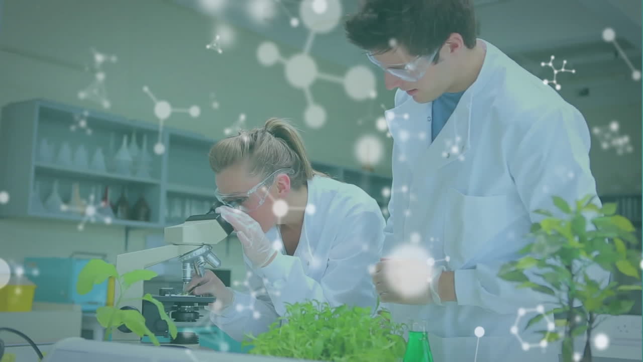 animación de moléculas sobre científicos caucásicos haciendo experimentos