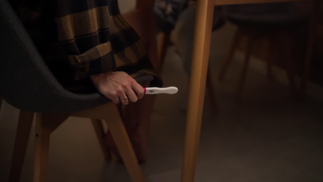 Couple's Reaction to Pregnancy Test