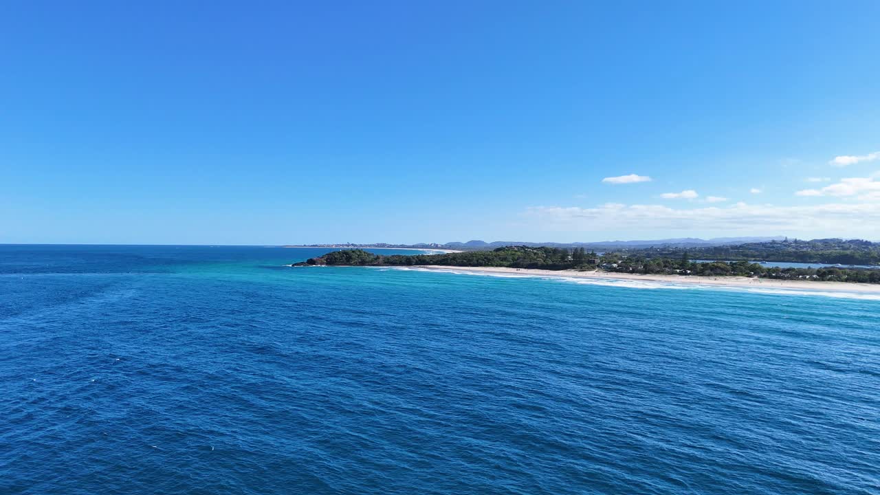 바다 및 해안 경관의 공중 풍경