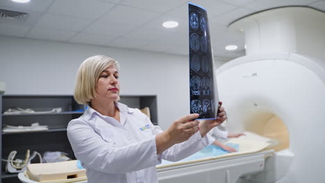 doctor reviewing mri scan
