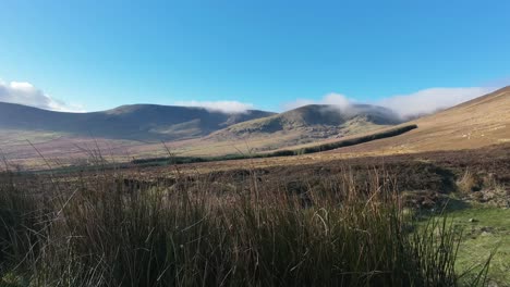 el lapso de tiempo las montañas salvajes el día de invierno las montañas de comeragh waterford irlanda naturaleza impresionante