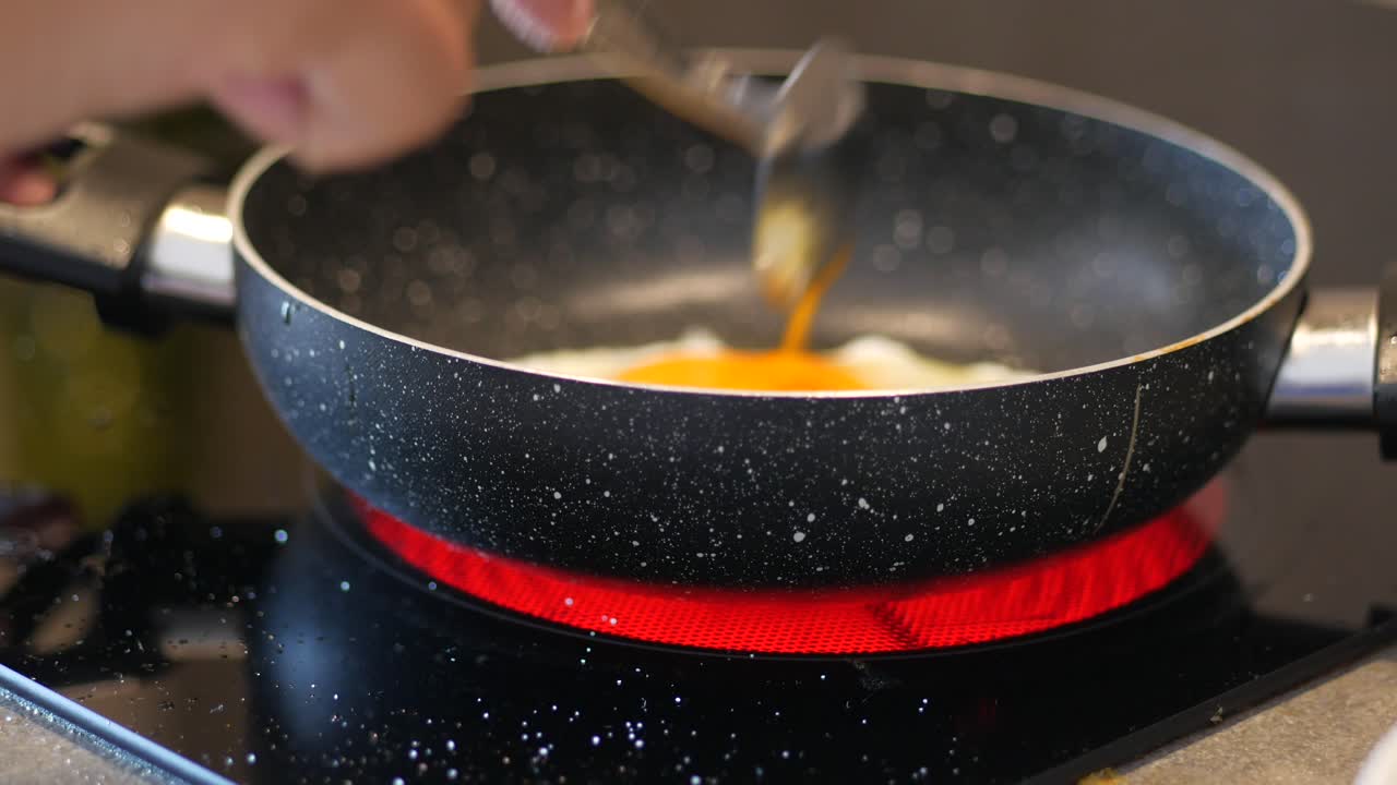 Frying an egg