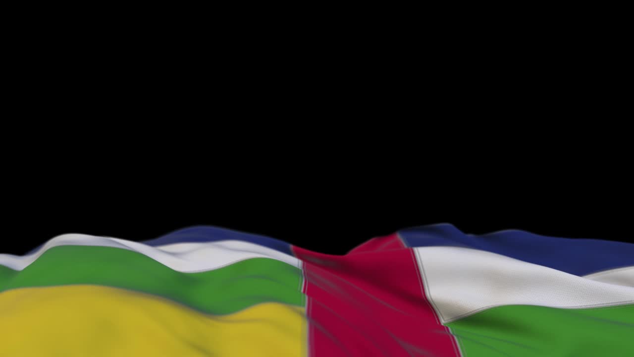 중앙아프리카 공화국의 천 발이 바람에 흔들리고, 중앙아프리카공화국의 봉제 은  발은 바람에 휘어지고, 반 채워진 검은 배경, 텍스트를 위한 장소, 20 초 루프.