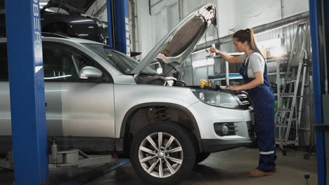 mechanic in the workshop