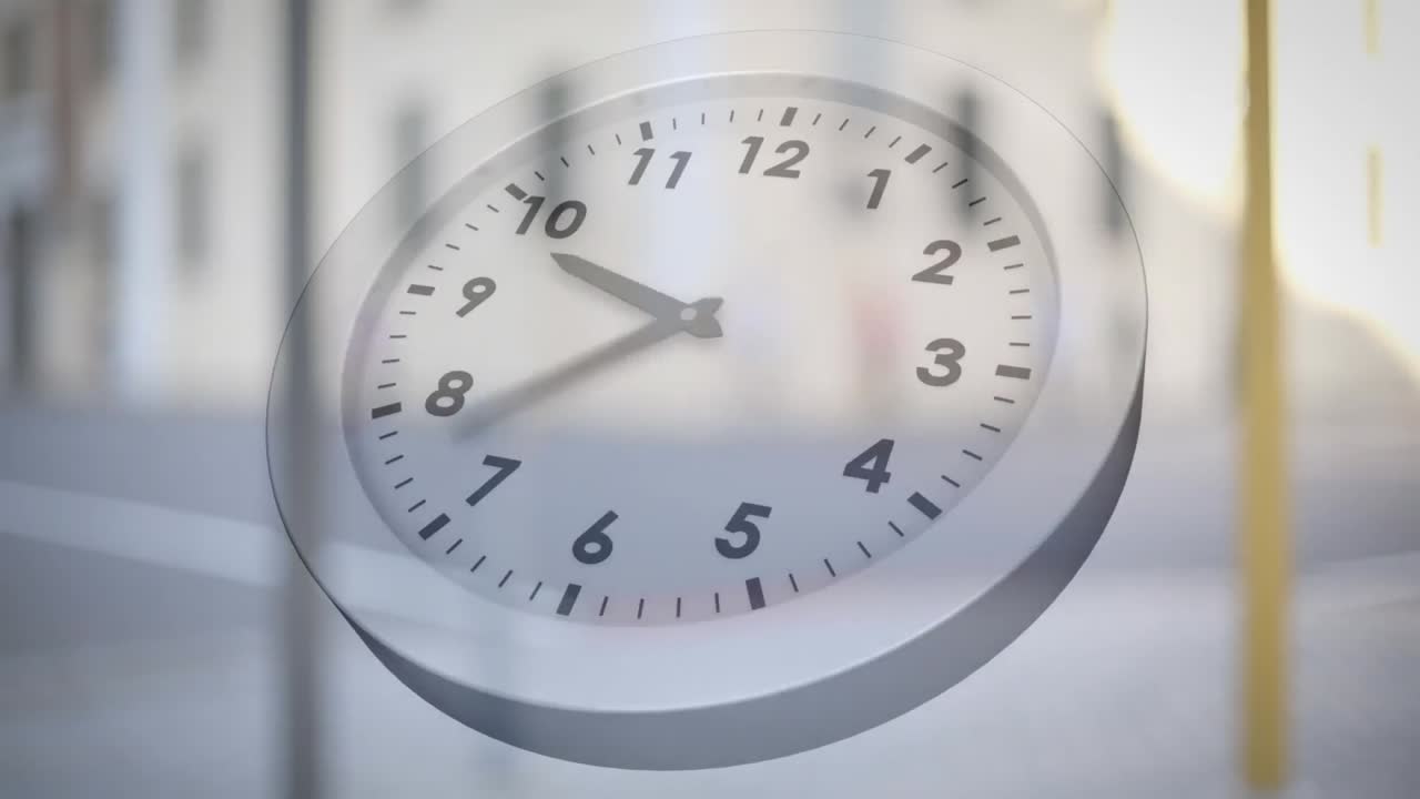 animación de reloj de tic-tac contra la gente que camina por la calle.