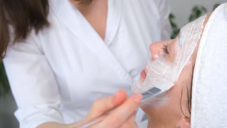 Facial skin care beauty treatment