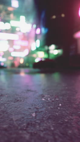 las luces de las calles de la ciudad oscurecidas