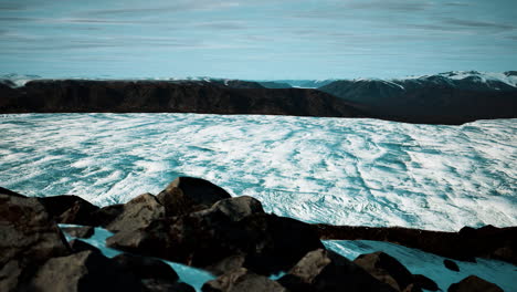 Hermoso-Paisaje-En-El-Glaciar-De-Islandia