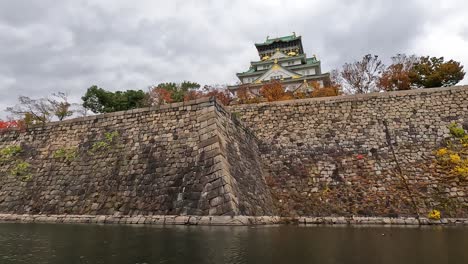 Osaka-Castle-in-Osaka,-Japan-in-autumn
