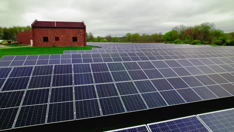 Solar-Panels--Rittman,-Ohio,-USA