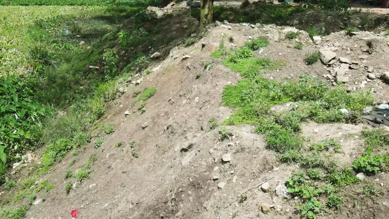 banco contaminado de la represa de nairobi en nairobi kenia, degradación ambiental de la estructura del suelo en la represa de nairobi kenia