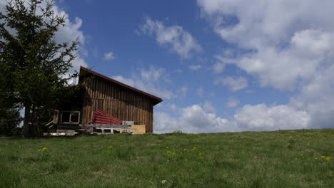 Timelapse-of-a-mountain-in-Carpathian-mountains,-Romania