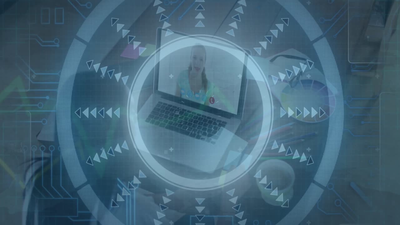 animación de escaneo de alcance sobre mujer de negocios afroamericana usando portátil para llamada de video