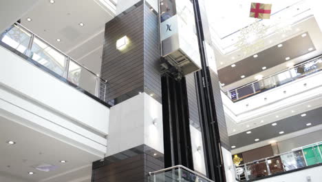 lifts in the trade centre