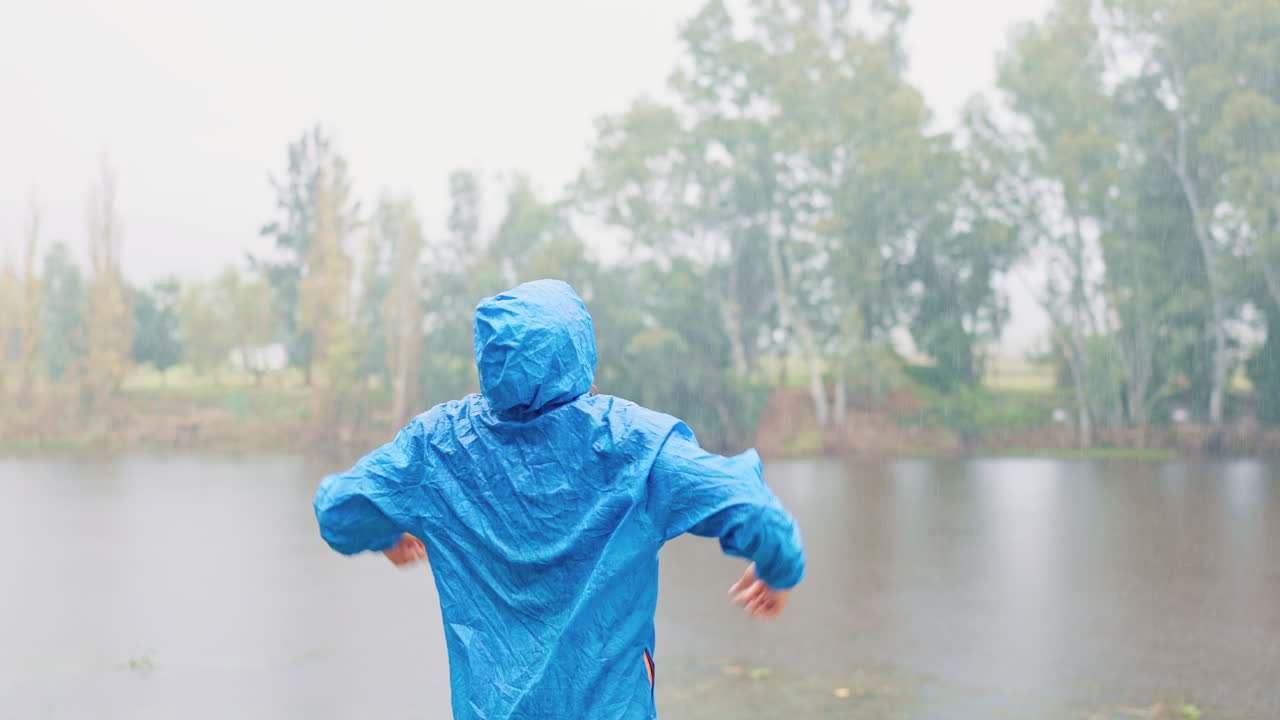 야외, 남자와 목표와 함께 열린 팔