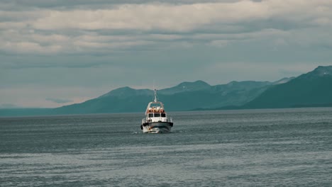 Boat-Sailing-Across-Beagle-Channel-Near-Ushuaia-In-Tierra-de-Fuego-In-Argentina,-Patagonia