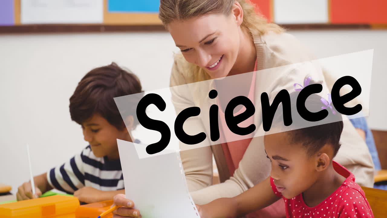 texto de historia sobre una pancarta contra la maestra caucásica que enseña a una niña en la clase en la escuela