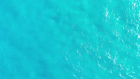 turquoise ocean waves captured at fingal head