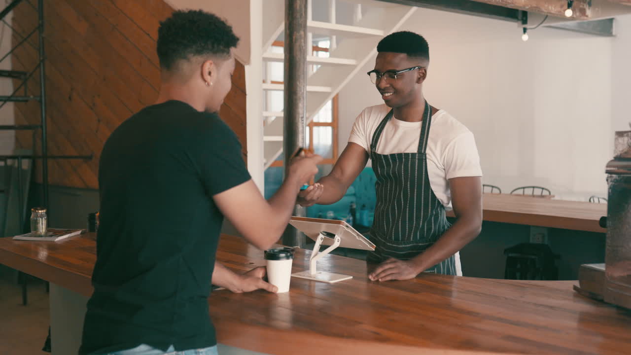 el café nos ayuda a pasar el día.