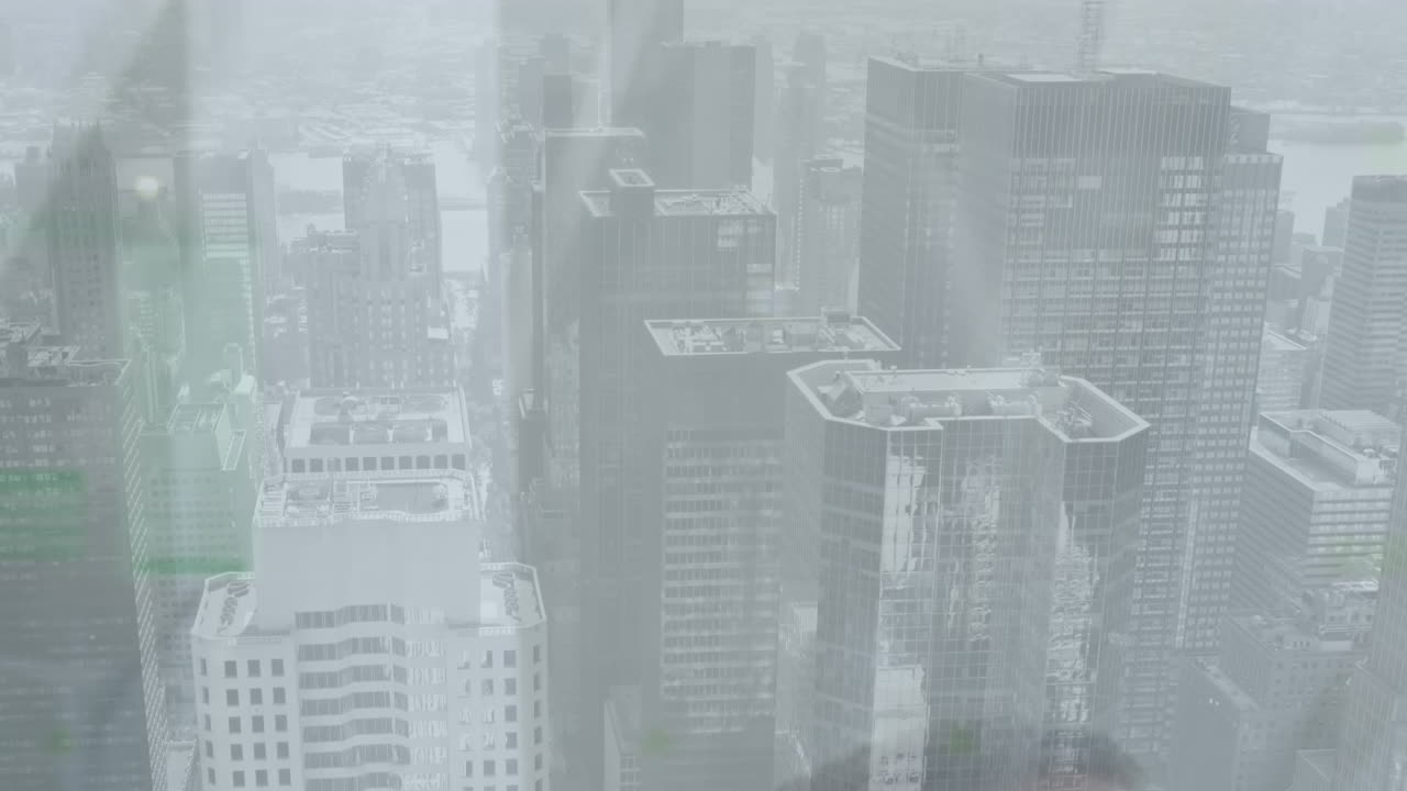 el video demuestra el uso del procesamiento de datos y la tecnología digital para mejorar la experiencia empresarial y del cliente.