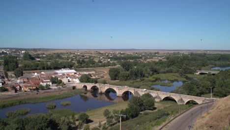 roman bridge in cdad rodrigo