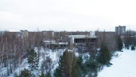 Riesenradkabinen-über-Prypjat-In-Der-Sperrzone-Von-Tschernobyl-Im-Winter