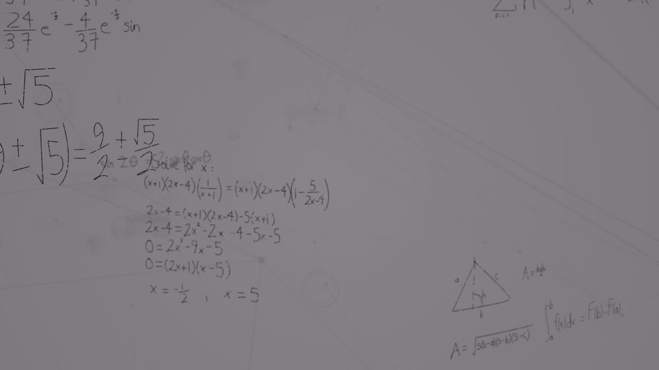 animación de fórmulas matemáticas sobre un fondo gris