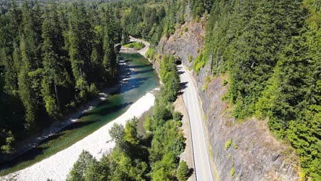 autopista de bucle de montaña