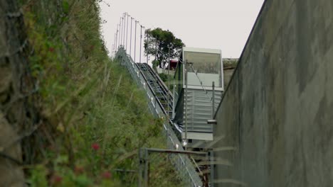 funicular lift byt the slope in porto portugal