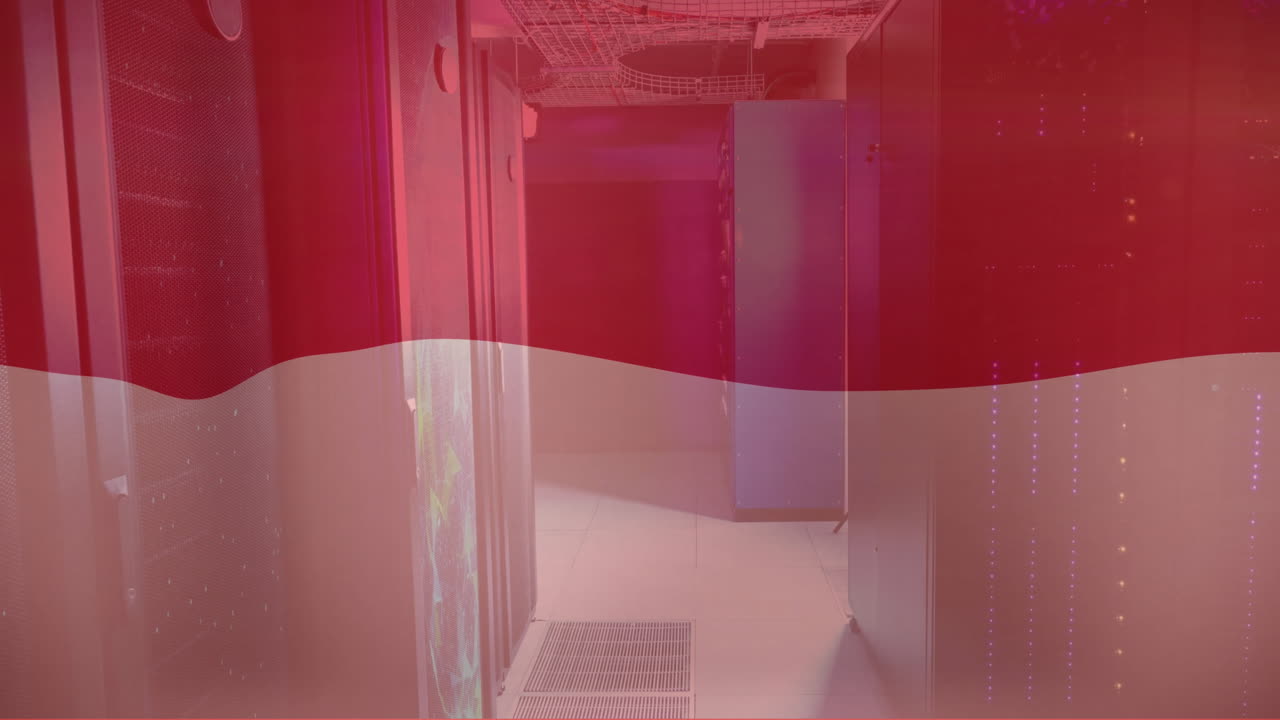 빛나는 불빛으로 서버 방 위의 빨간색과 색 파동 애니메이션