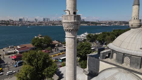 Mihrimah-Sultan-Moschee-Minarett