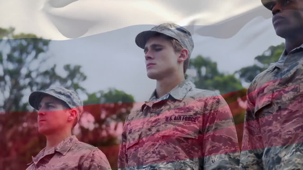 군인 들 위 에 있는 러시아 의  ⁇ 발 의 애니메이션