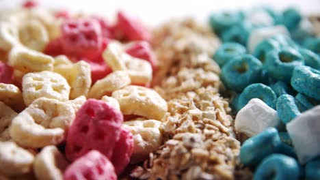 varios cereales para el desayuno 4k