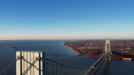 Puente-Verrazzano-narrows-Y-Staten-Island,-En-La-Mañana-De-Otoño-En-Nueva-York,-Estados-Unidos