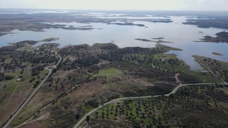 Rural-lanscape-on-shores-of-Alqueva-lake,-Portugal