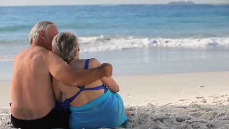 elderly woman and man looking at the horizon